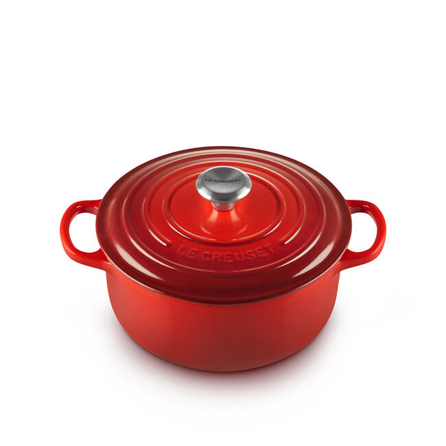 Round Dutch Oven, view 1